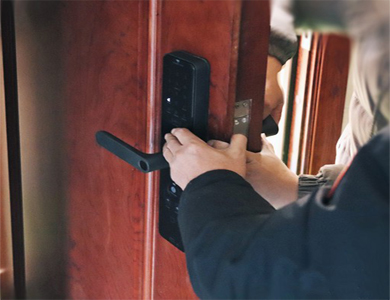 铁锋24小时上门开锁公司